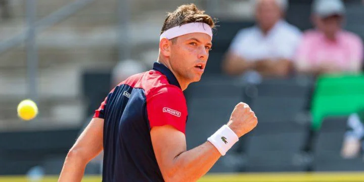 Филип Крайинович - Фрэнсис Тиафо Филип Крайинович - Фрэнсис Тиафо