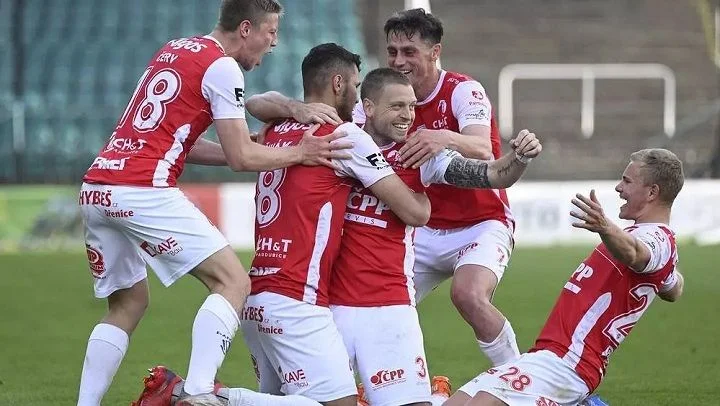 Пардубице - Злин Пардубице - Злин