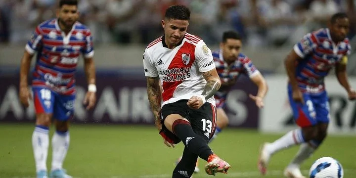 Ривер Плейт - Коло Коло