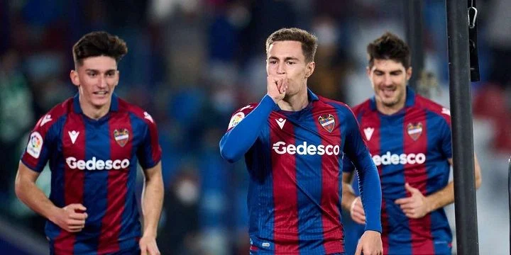 Райо Вальекано - Леванте