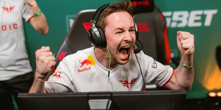 Heroic - NaVi Heroic - NaVi