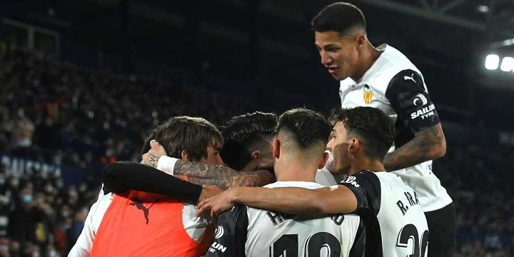 Валенсия - Сельта