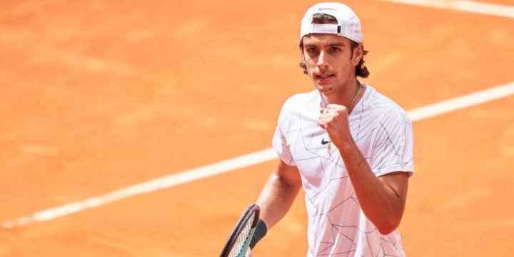 Лоренцо Музетти - Стефанос Циципас