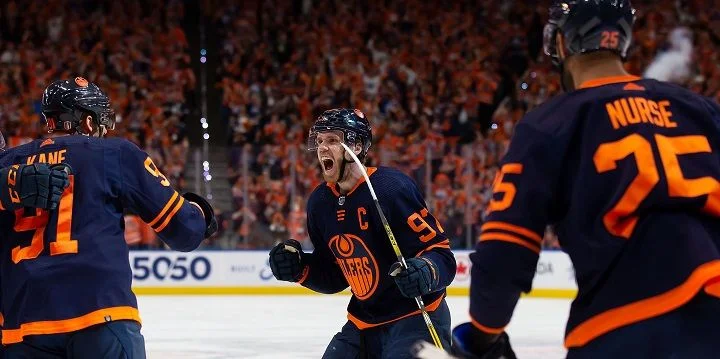 Эдмонтон - Калгари Эдмонтон - Калгари