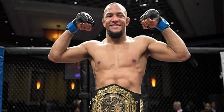 Тони Грэйвли - Джонни Муньос Тони Грэйвли - Джонни Муньос