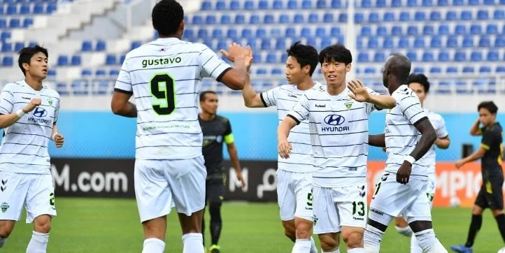 Чонбук - Чеджу Юнайтед Чонбук - Чеджу Юнайтед