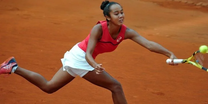 Лейла Фернандес - Аманда Анисимова