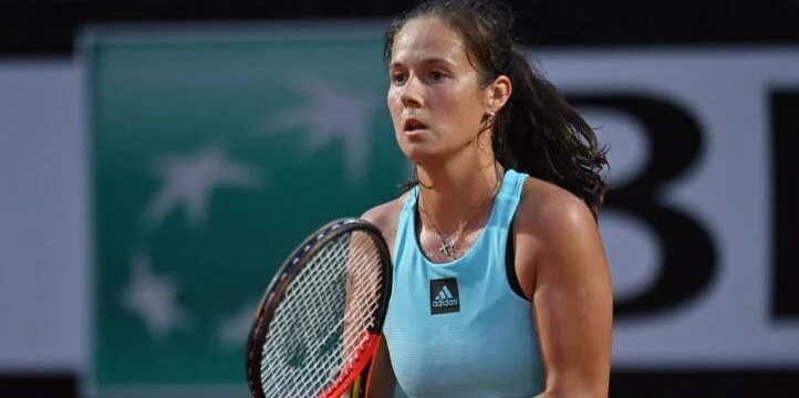 Вероника Кудерметова - Дарья Касаткина Вероника Кудерметова - Дарья Касаткина