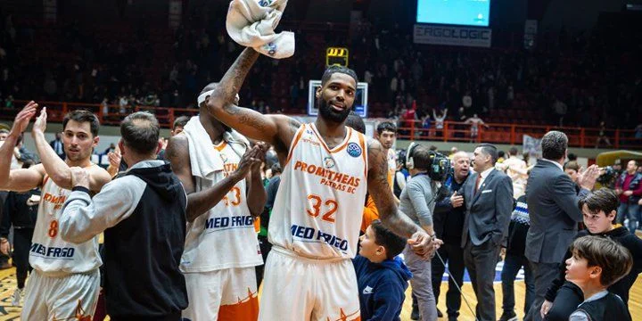 Промитеас - Лариса Промитеас - Лариса