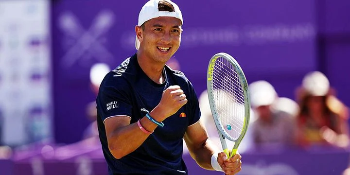 Райан Пенистон - Франциско Черундоло Райан Пенистон - Франциско Черундоло