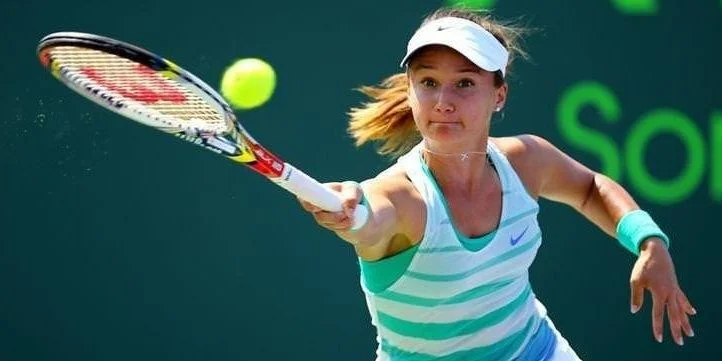 Лорен Дэвис - Камила Джорджи