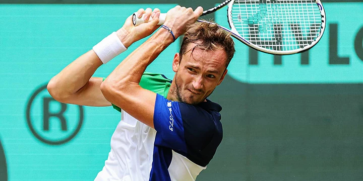 Даниил Медведев — Хуберт Гуркач. Прогноз на матч ATP Галле (19 июня 2022 года)

