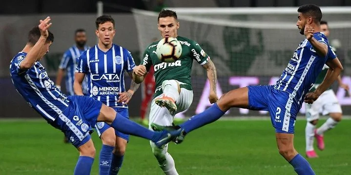 Годой Крус - Дефенса и Хустисия Годой Крус - Дефенса и Хустисия