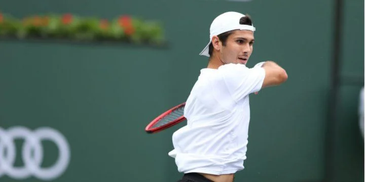 Ботик Ван де Зандшульп - Маркос Хирон