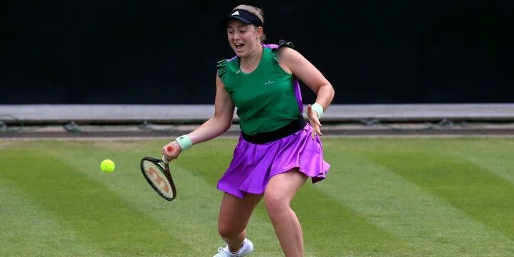 Елена Остапенко - Айла Томлянович