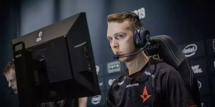 Astralis - Movistar Riders Astralis - Movistar Riders