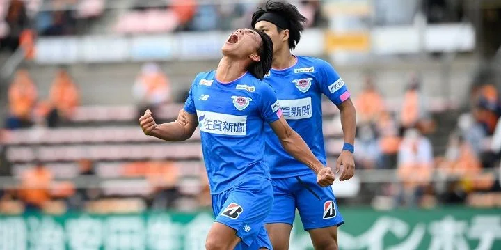 Саган Тосу - ФК Токио