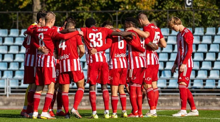 Лиепая - Супер Нова