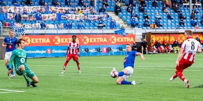 Брюне - Стьердалс Блинк