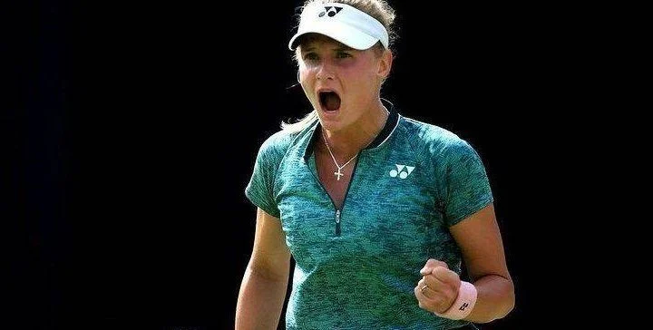 Ана Богдан - Даяна Ястремская