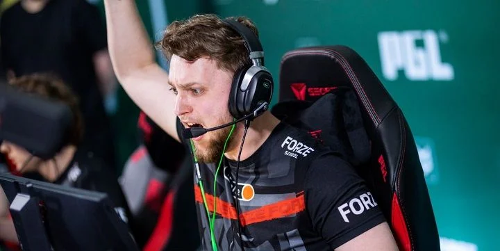 forZe - Astralis