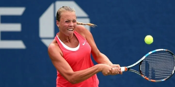 Юле Нимайер - Анетт Контавейт