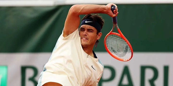 Алистер Грэй - Тейлор Фриц