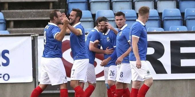 Нью-Сейнтс - Линфилд