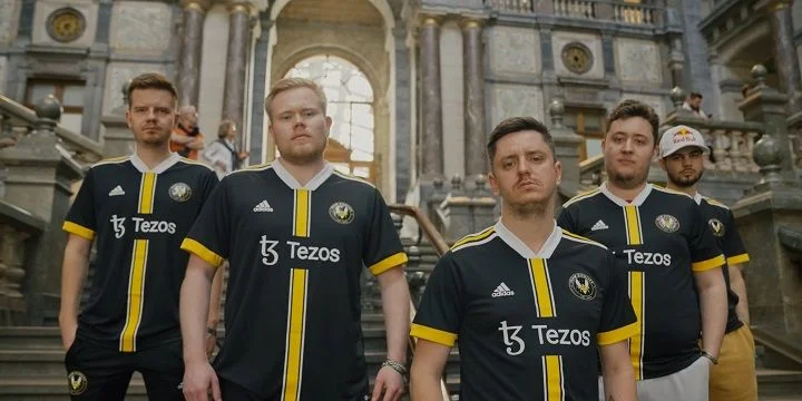 MOUZ - Team Vitality MOUZ - Team Vitality