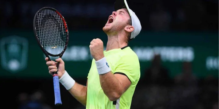 Доминик Кёпфер - Кристофер Юбэнкс Доминик Кёпфер - Кристофер Юбэнкс