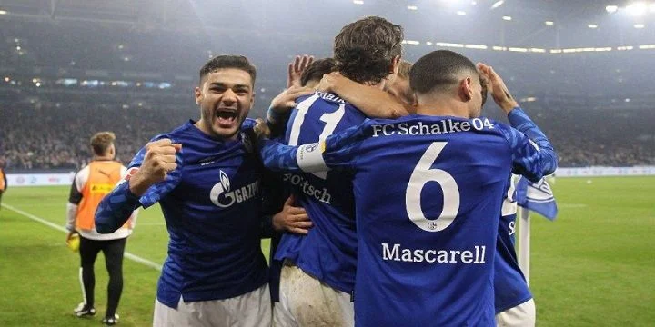 Салернитана - Шальке Салернитана - Шальке