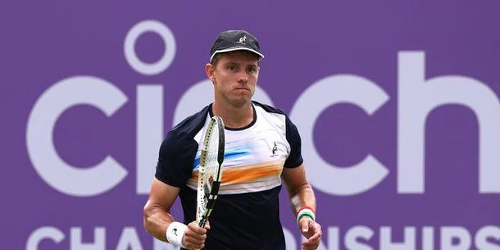 Кантен Гали - Джеймс Дакворт