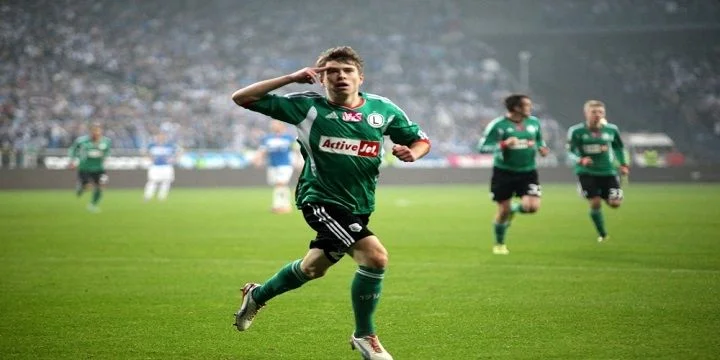 Корона - Легия