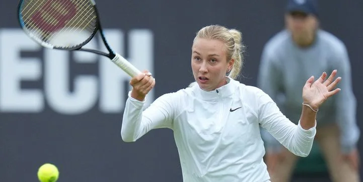 Ольга Данилович - Анастасия Потапова