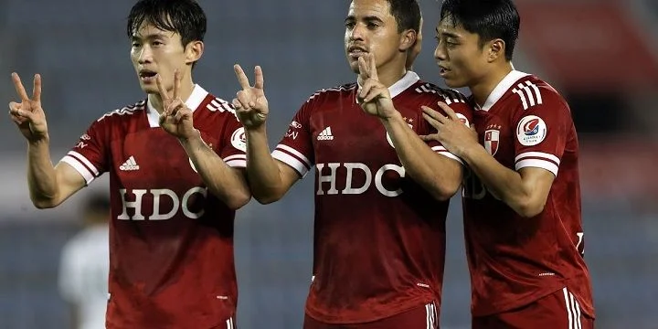 Пусан Ай'Парк - Ансан Гринерс Пусан Ай'Парк - Ансан Гринерс