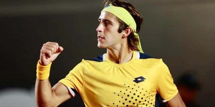 Томас Этчеверри - Иржи Лехечка