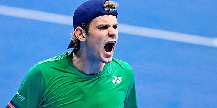 Янник Ханфманн - Зизу Бергс Янник Ханфманн - Зизу Бергс