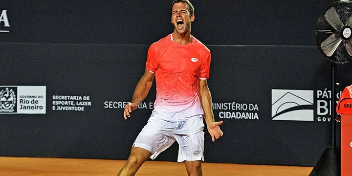 Ласло Дьере - Борна Чорич