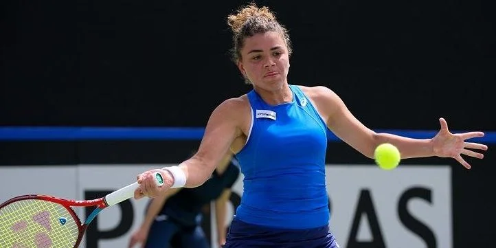 Жасмине Паолини - Нурия Парризас-Диас Жасмине Паолини - Нурия Парризас-Диас