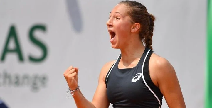 Ирина Камелия Бегу - Диана Парри Ирина Камелия Бегу - Диана Парри