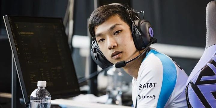 Тим Dignitas - Cloud 9 Тим Dignitas - Cloud 9