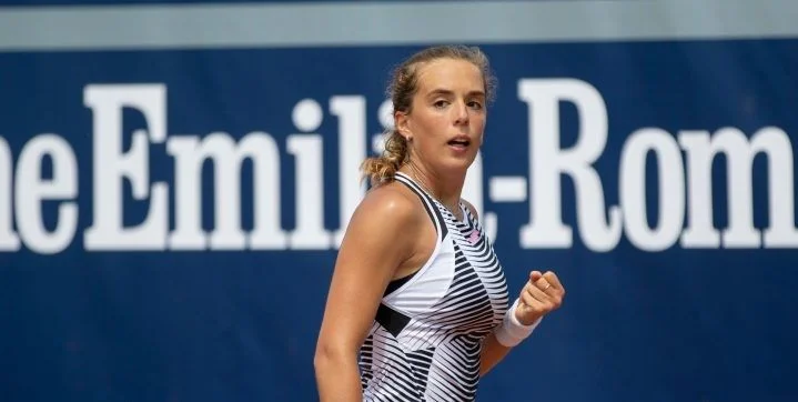 Лючия Бронцетти - Жасмине Паолини Лючия Бронцетти - Жасмине Паолини