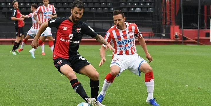 Ньюэллз Олд Бойз - Дефенса и Хустисия