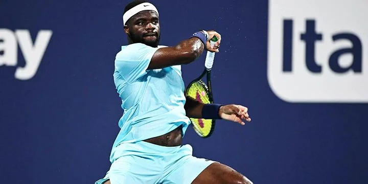 Фрэнсис Тиафо - Дженсон Бруксби Фрэнсис Тиафо - Дженсон Бруксби