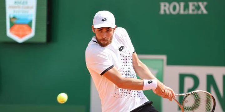 Бенджамин Бонзи - Кристофер Юбэнкс