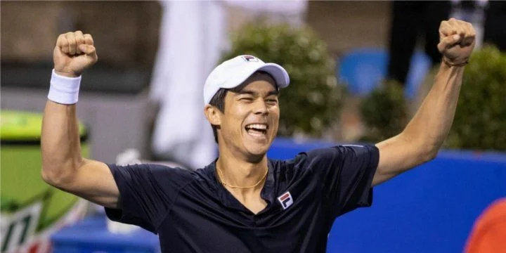 Маккензи Макдональд - Эмиль Руусувори Маккензи Макдональд - Эмиль Руусувори