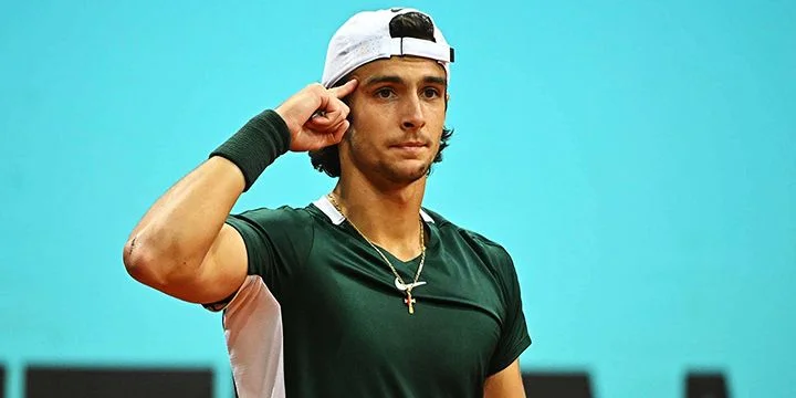 Борна Чорич - Лоренцо Музетти