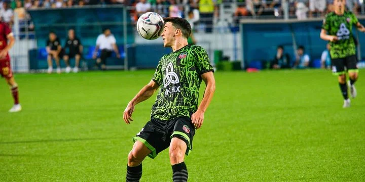 Нефтехимик - Велес Москва