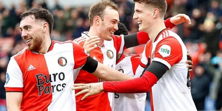 Ваалвейк - Фейеноорд