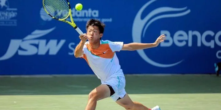 Уго Деллиен - Чун Син Цен